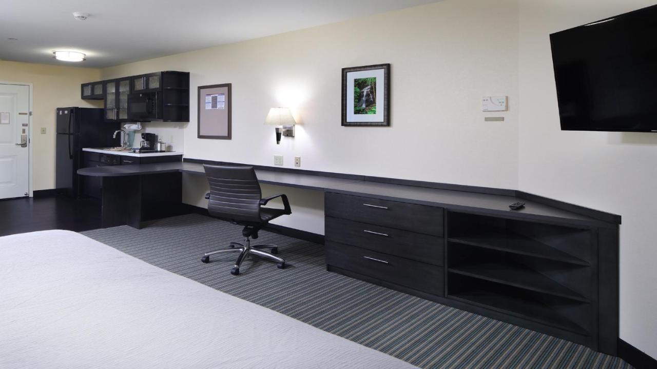 Candlewood Suites - Newark South - University Area By Ihg Eksteriør bilde