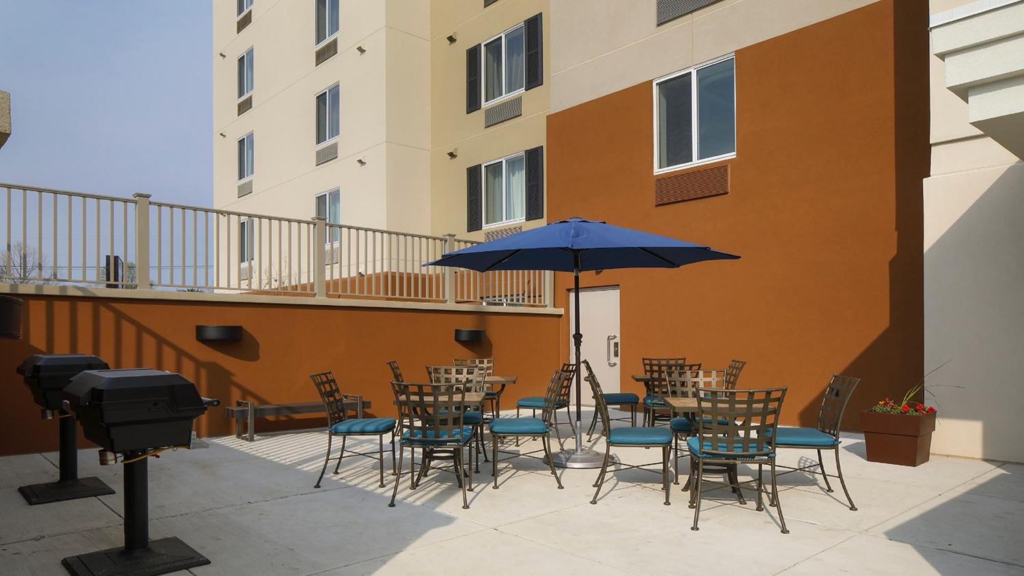 Candlewood Suites - Newark South - University Area By Ihg Eksteriør bilde